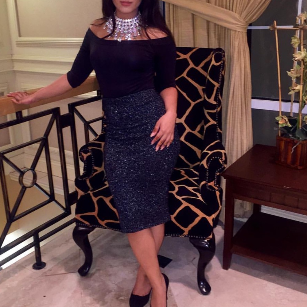 FOREVER 21 MIDI PENCIL SKIRT